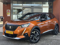 Peugeot 2008 1.2 PureTech GT-Line // D.RIEM VERVANGEN!! // NAVI // CRUISE // CAMERA // STOELVERWARMING // APPLE CARPLAY - ANDROID AUTO // 35