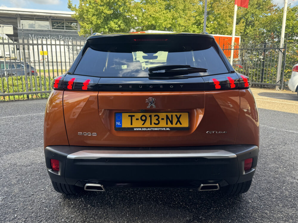Peugeot 2008 1.2 PureTech GT-Line // D.RIEM VERVANGEN!! // NAVI // CRUISE // CAMERA // STOELVERWARMING // APPLE CARPLAY - ANDROID AUTO // 5
