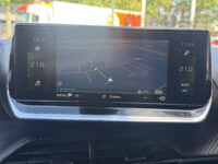 Peugeot 2008 1.2 PureTech GT-Line // D.RIEM VERVANGEN!! // NAVI // CRUISE // CAMERA // STOELVERWARMING // APPLE CARPLAY - ANDROID AUTO // 50