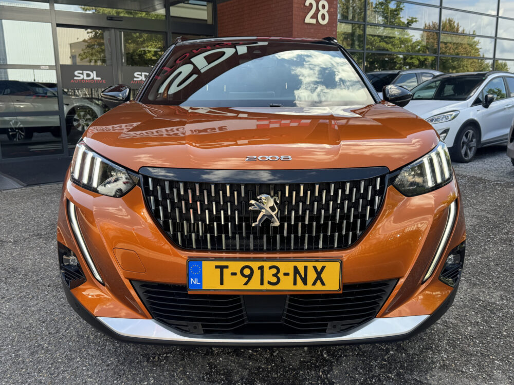 Peugeot 2008 1.2 PureTech GT-Line // D.RIEM VERVANGEN!! // NAVI // CRUISE // CAMERA // STOELVERWARMING // APPLE CARPLAY - ANDROID AUTO // 6