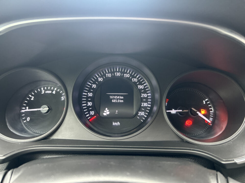 Renault Mégane Estate 1.2 TCe Limited // NAVI // PDC // CRUISE // CLIMA // BLUETOOTH // 31