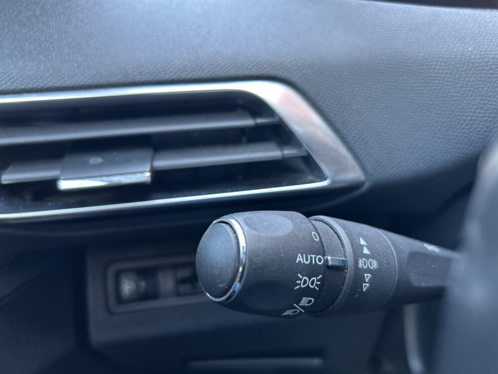Peugeot 3008 1.6 Turbo 165PK!! Allure Crossway // LED // NAVI + CARPLAY // LEDER/ALCANTARA // PDC V+A // CAMERA 11