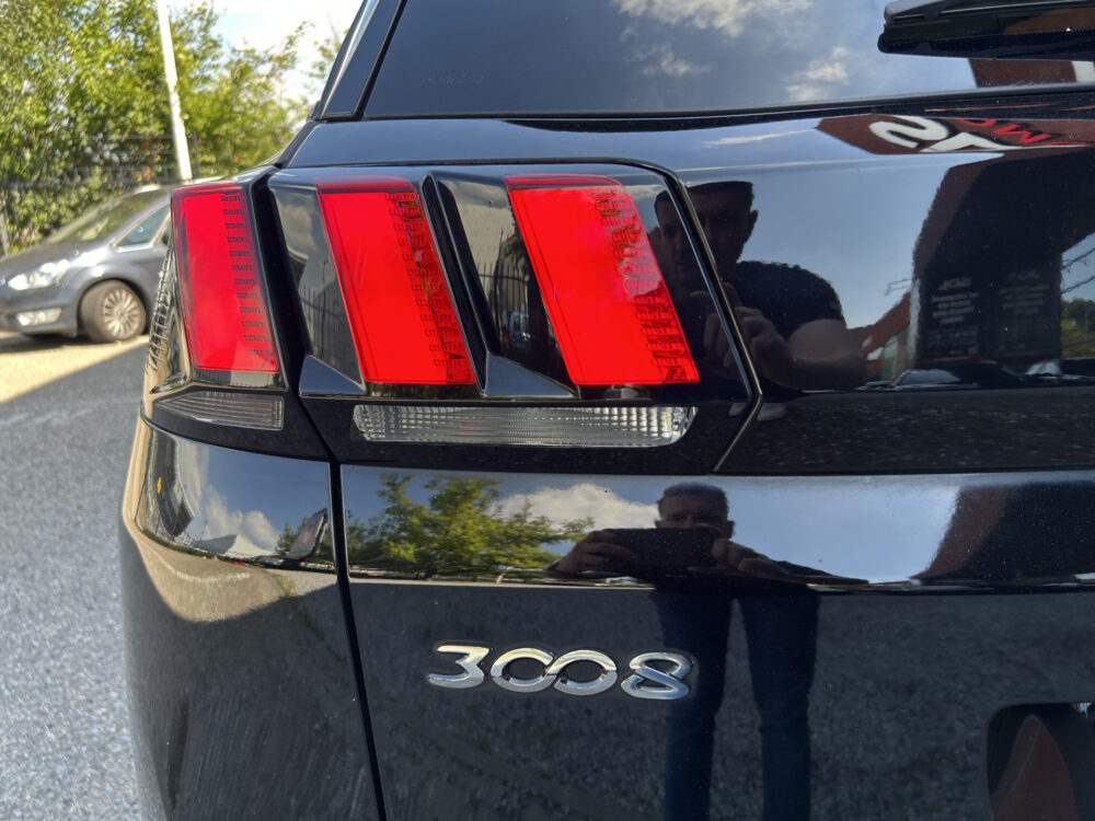 Peugeot 3008 1.6 Turbo 165PK!! Allure Crossway // LED // NAVI + CARPLAY // LEDER/ALCANTARA // PDC V+A // CAMERA 32