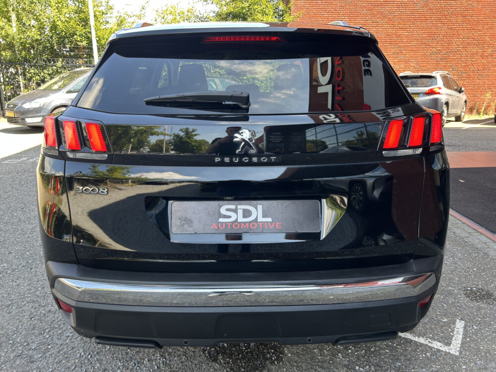 Peugeot 3008 1.6 Turbo 165PK!! Allure Crossway // LED // NAVI + CARPLAY // LEDER/ALCANTARA // PDC V+A // CAMERA 5