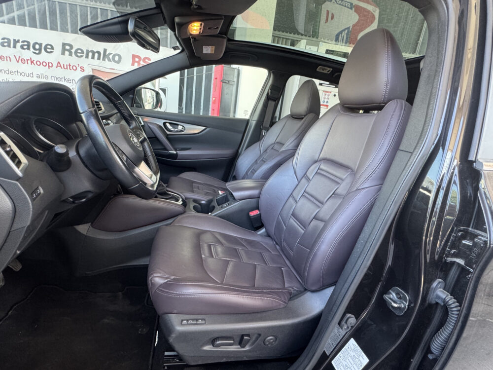 Nissan QASHQAI 1.3 DIG-T Tekna + // BOSE AUDIO // MEMORY SEATS // PANO DAK // LEDEREN BEKLEDING // BLIND SPOT MONITOR // CRUISE // STOELVERWARM 8