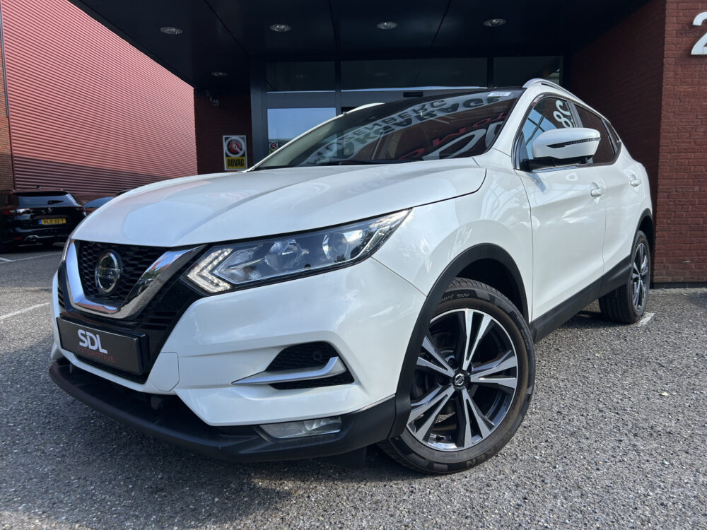 Nissan QASHQAI 1.3 DIG-T Tekna // PANODAK // 360 CAMERA+SENSOREN // STOELVERWARMING // NAVI+CARPLAY // 1