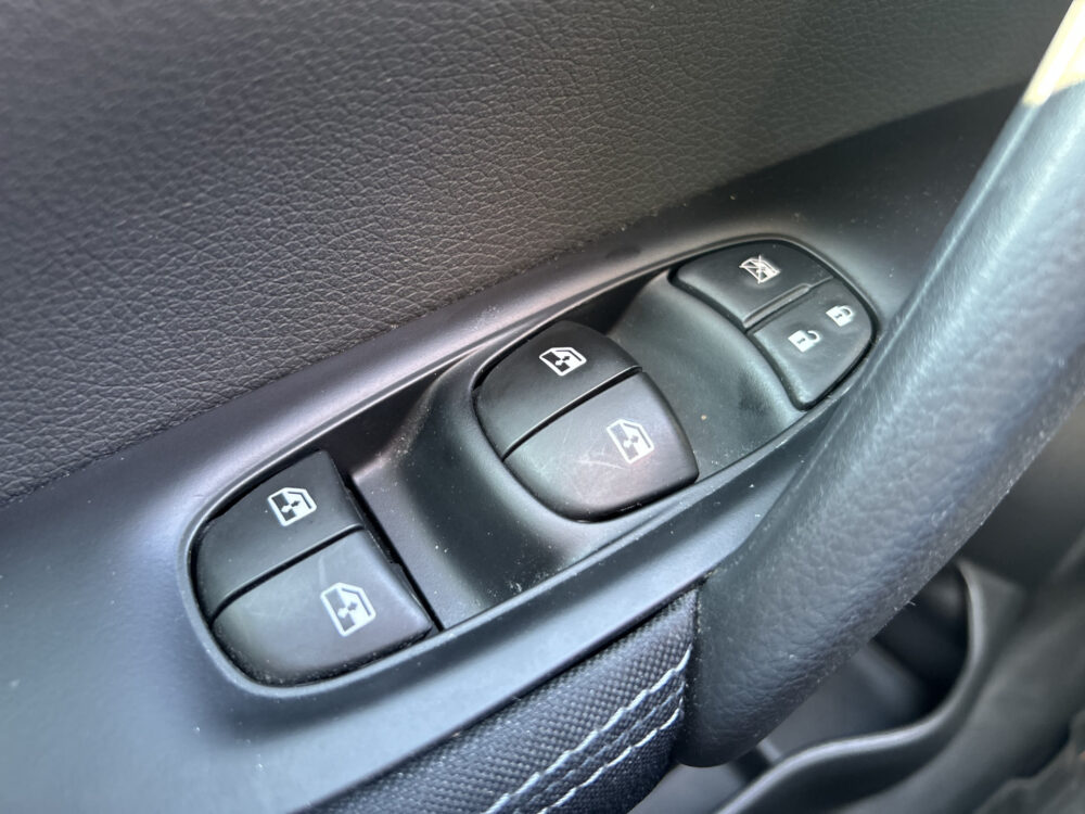 Nissan QASHQAI 1.3 DIG-T Tekna // PANODAK // 360 CAMERA+SENSOREN // STOELVERWARMING // NAVI+CARPLAY // 31