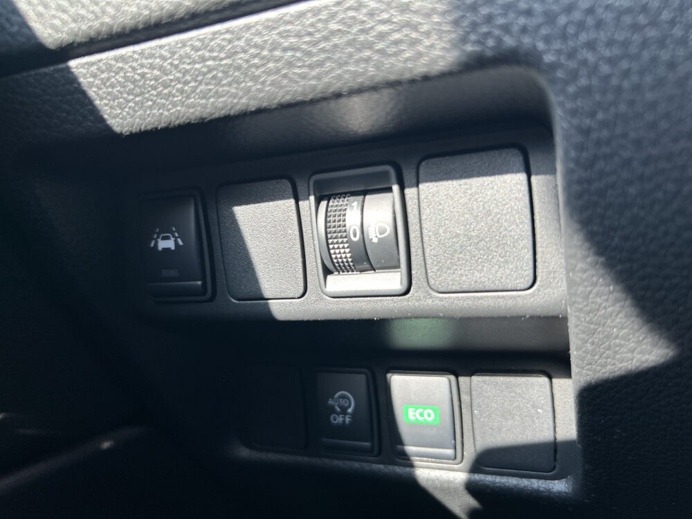 Nissan QASHQAI 1.3 DIG-T Tekna // PANODAK // 360 CAMERA+SENSOREN // STOELVERWARMING // NAVI+CARPLAY // 33
