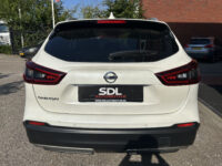 Nissan QASHQAI 1.3 DIG-T Tekna // PANODAK // 360 CAMERA+SENSOREN // STOELVERWARMING // NAVI+CARPLAY // 39