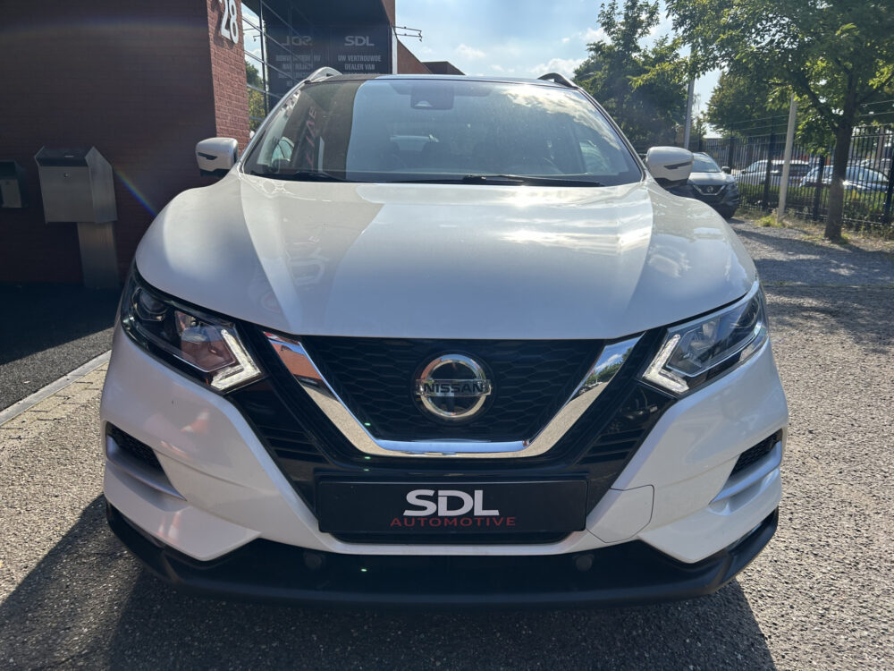 Nissan QASHQAI 1.3 DIG-T Tekna // PANODAK // 360 CAMERA+SENSOREN // STOELVERWARMING // NAVI+CARPLAY // 5