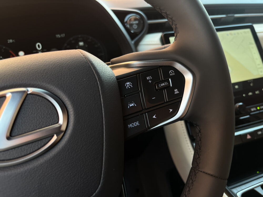 Lexus LBX 1.5 Elegant 2WD // ADAPT. CRUISE // KEYLESS // LEDER // DODEHOEK // CAMERA+SENSOREN // STUUR+STOELVERWARMING // ELEK. ACHTERKLEP 22