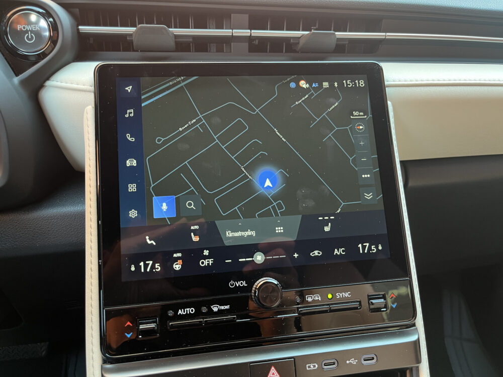 Lexus LBX 1.5 Elegant 2WD // ADAPT. CRUISE // KEYLESS // LEDER // DODEHOEK // CAMERA+SENSOREN // STUUR+STOELVERWARMING // ELEK. ACHTERKLEP 27
