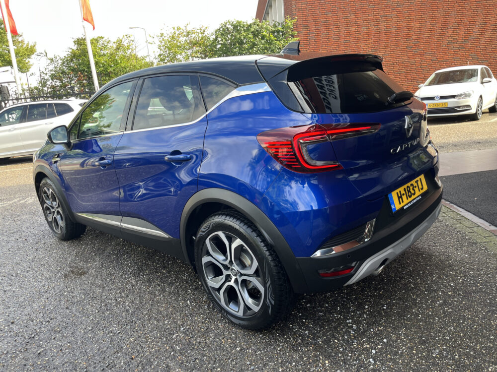 Renault Captur 1.3 TCe 130 Intens // ADAPT. CRUISE // DODEHOEK // KEYLESS // CAMERA+SENSOREN // NAVI+CARPLAY // 2