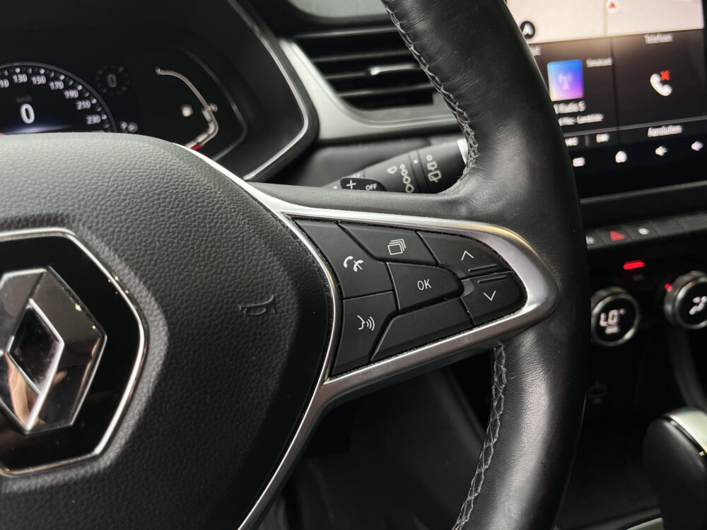 Renault Captur 1.3 TCe 130 Intens // ADAPT. CRUISE // DODEHOEK // KEYLESS // CAMERA+SENSOREN // NAVI+CARPLAY // 23