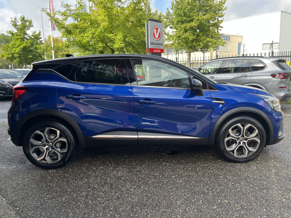 Renault Captur 1.3 TCe 130 Intens // ADAPT. CRUISE // DODEHOEK // KEYLESS // CAMERA+SENSOREN // NAVI+CARPLAY // 7