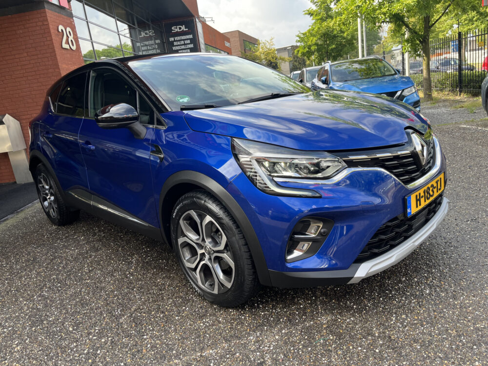 Renault Captur 1.3 TCe 130 Intens // ADAPT. CRUISE // DODEHOEK // KEYLESS // CAMERA+SENSOREN // NAVI+CARPLAY // 8