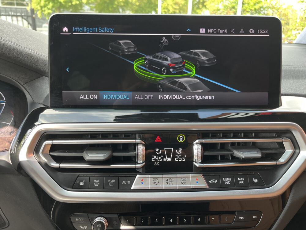 BMW iX3 High Executive 80 kWh M Sport // SOH 100% // SCHUIF-KANTELDAK // LEDER+ELEK. STOELEN // ELEK. KLEP// ADAPT. CRUISE // CAMERA 21