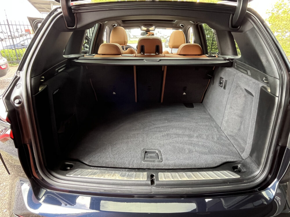 BMW iX3 High Executive 80 kWh M Sport // SOH 100% // SCHUIF-KANTELDAK // LEDER+ELEK. STOELEN // ELEK. KLEP// ADAPT. CRUISE // CAMERA 37