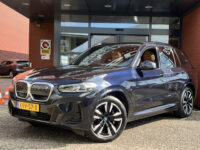 BMW iX3 High Executive 80 kWh M Sport // SOH 100% // SCHUIF-KANTELDAK // LEDER+ELEK. STOELEN // ELEK. KLEP// ADAPT. CRUISE // CAMERA 40