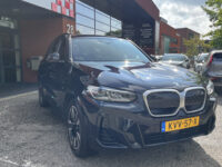BMW iX3 High Executive 80 kWh M Sport // SOH 100% // SCHUIF-KANTELDAK // LEDER+ELEK. STOELEN // ELEK. KLEP// ADAPT. CRUISE // CAMERA 41