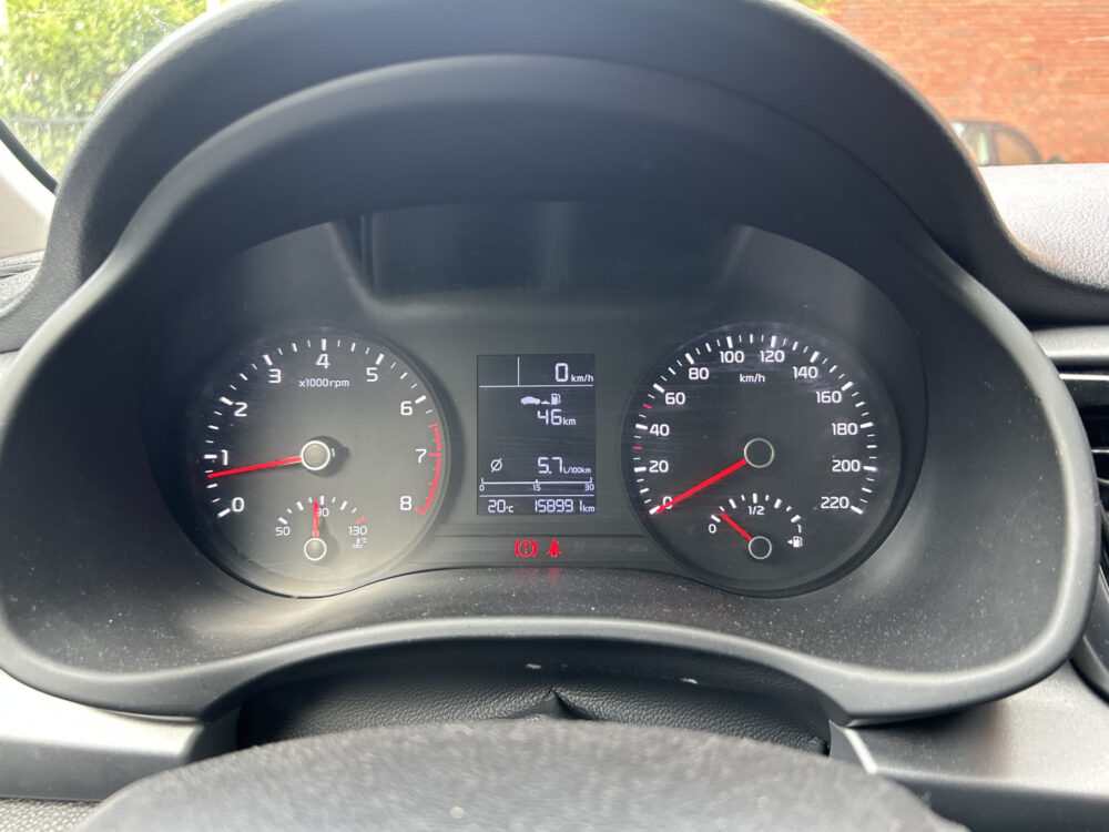 Kia Rio 1.2 CVVT DynamicLine // LED // NAVI + CARPLAY // CLIMA // CAMERA // CRUISE // DAB 30