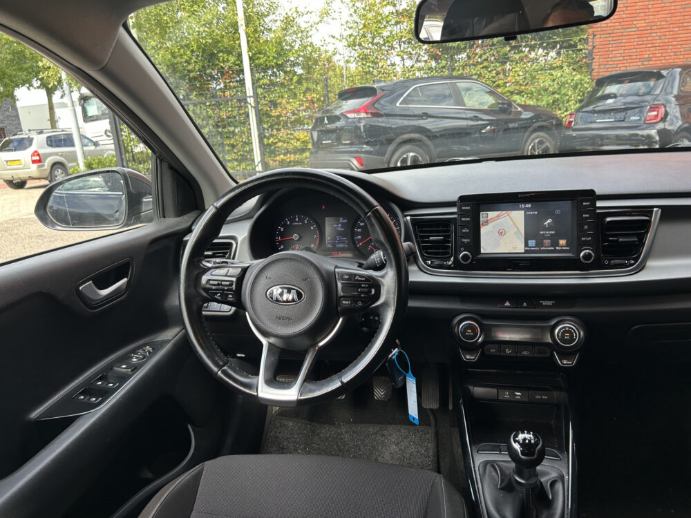 Kia Rio 1.2 CVVT DynamicLine // LED // NAVI + CARPLAY // CLIMA // CAMERA // CRUISE // DAB 7