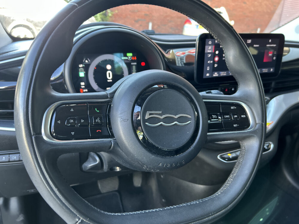 Fiat 500E Icon 42 kWh SOH 94% // LED // NAVI + CARPLAY // PDC // CRUISE // CLIMA 6
