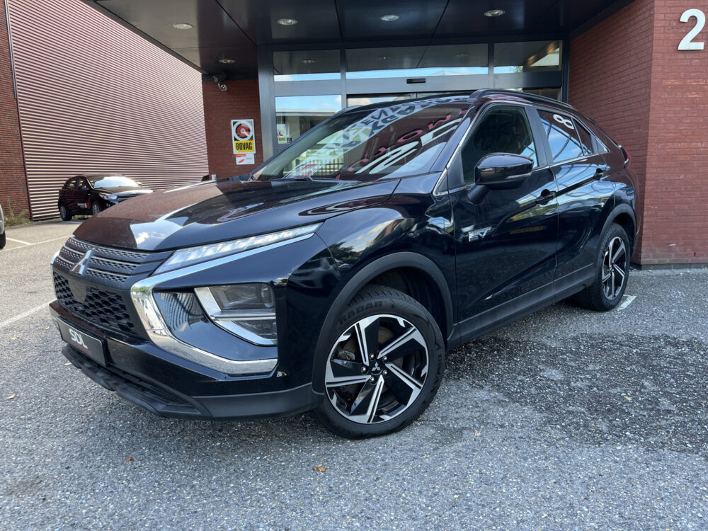 Mitsubishi Eclipse Cross 2.4 PHEV Intense // KEYLESS // CAMERA // CRUISE // APPLE-ANDROID AUTO // STOELVERWARMING // 1