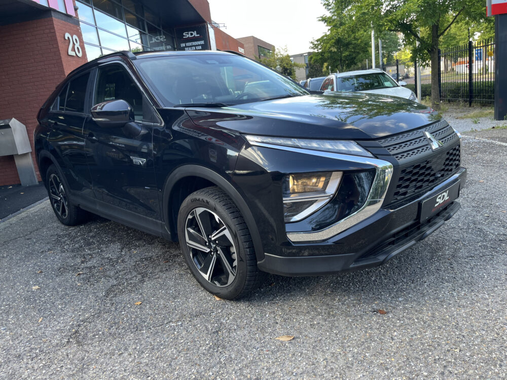 Mitsubishi Eclipse Cross 2.4 PHEV Intense // KEYLESS // CAMERA // CRUISE // APPLE-ANDROID AUTO // STOELVERWARMING // 11