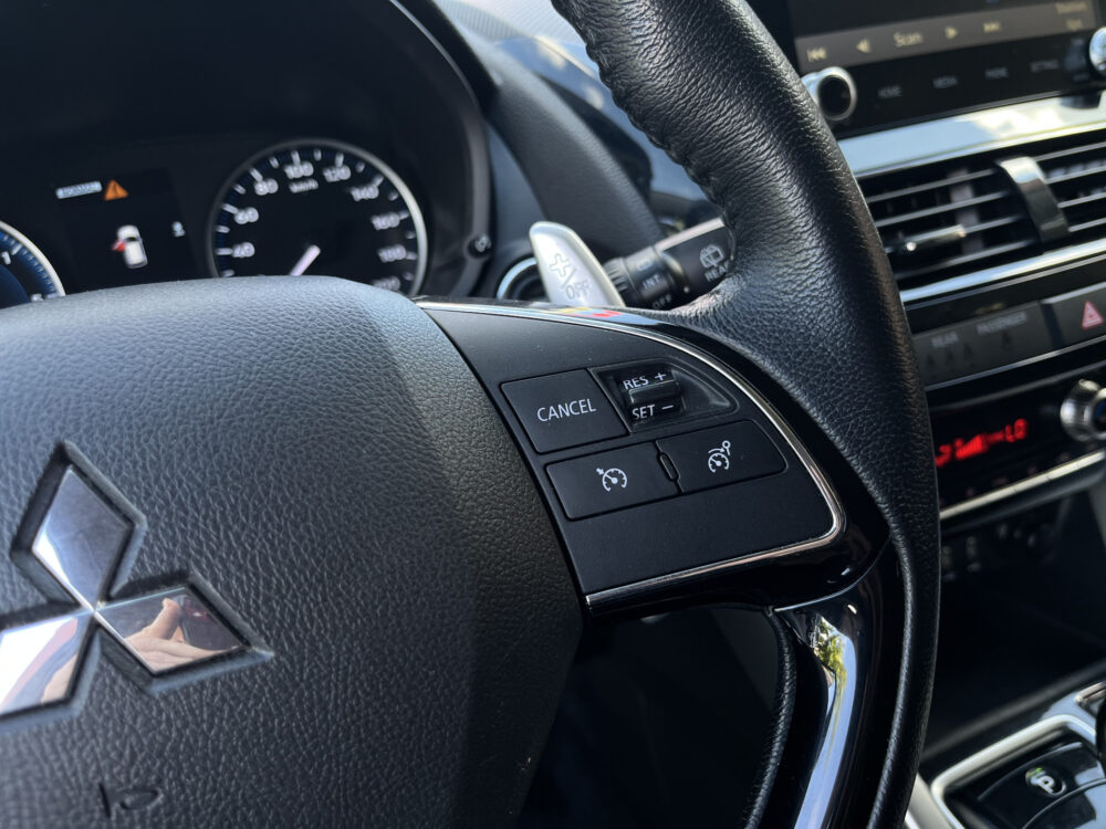 Mitsubishi Eclipse Cross 2.4 PHEV Intense // KEYLESS // CAMERA // CRUISE // APPLE-ANDROID AUTO // STOELVERWARMING // 23