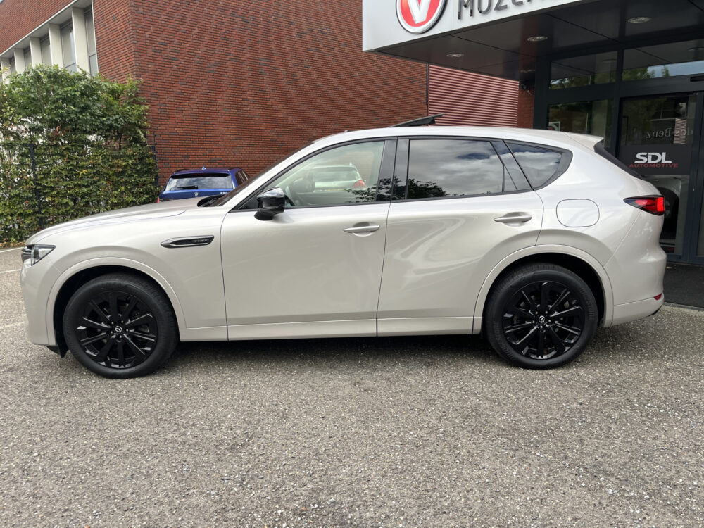 Mazda CX-60 2.5 e-SkyActiv PHEV Homura 4 OPTION PACKS // FAB. Garantie tot 13-12-2028 // FULL OPTIONS // PANODAK // ELEK.KLEP // ADAPT. CRUI 2