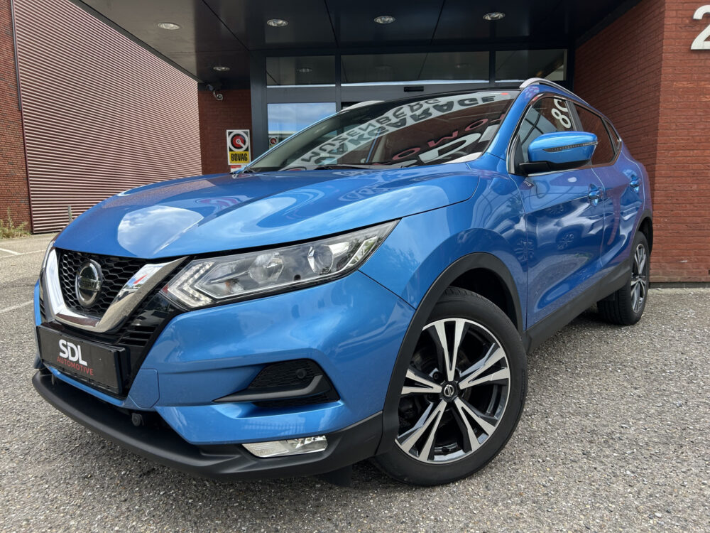 Nissan QASHQAI 1.3 DIG-T N-Connecta 160 PK!! // PANO-DAK // NAVI + CARPLAY // CAMERA // PDC V+A // STOELVERWARMING 1
