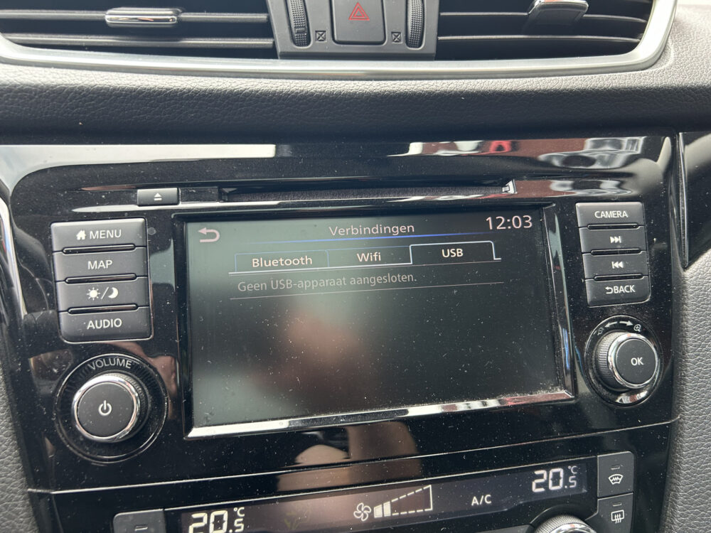 Nissan QASHQAI 1.3 DIG-T N-Connecta 160 PK!! // PANO-DAK // NAVI + CARPLAY // CAMERA // PDC V+A // STOELVERWARMING 19