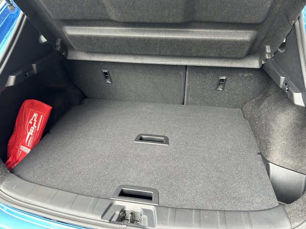 Nissan QASHQAI 1.3 DIG-T N-Connecta 160 PK!! // PANO-DAK // NAVI + CARPLAY // CAMERA // PDC V+A // STOELVERWARMING 32