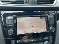 Nissan QASHQAI 1.3 DIG-T N-Connecta 160 PK!! // PANO-DAK // NAVI + CARPLAY // CAMERA // PDC V+A // STOELVERWARMING 52