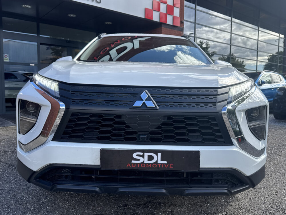 Mitsubishi Eclipse Cross 2.4 PHEV Intense // TREKHAAK // LED // CAMERA // KEYLESS // APPLE CARPLAY / ANDROID AUTO // CLIMA // STOELVERWARMING 6