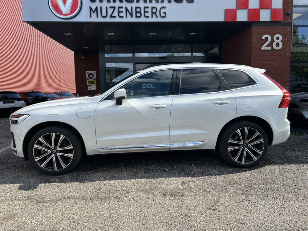 Volvo XC60 2.0 T8 Plug-in hybrid SOH 97,6% AWD Ultimate Bright 455PK! // ADAPT. CRUISE // PANODAK // HARMAN&KARDON // LEDER // ELEK. STOELE 3