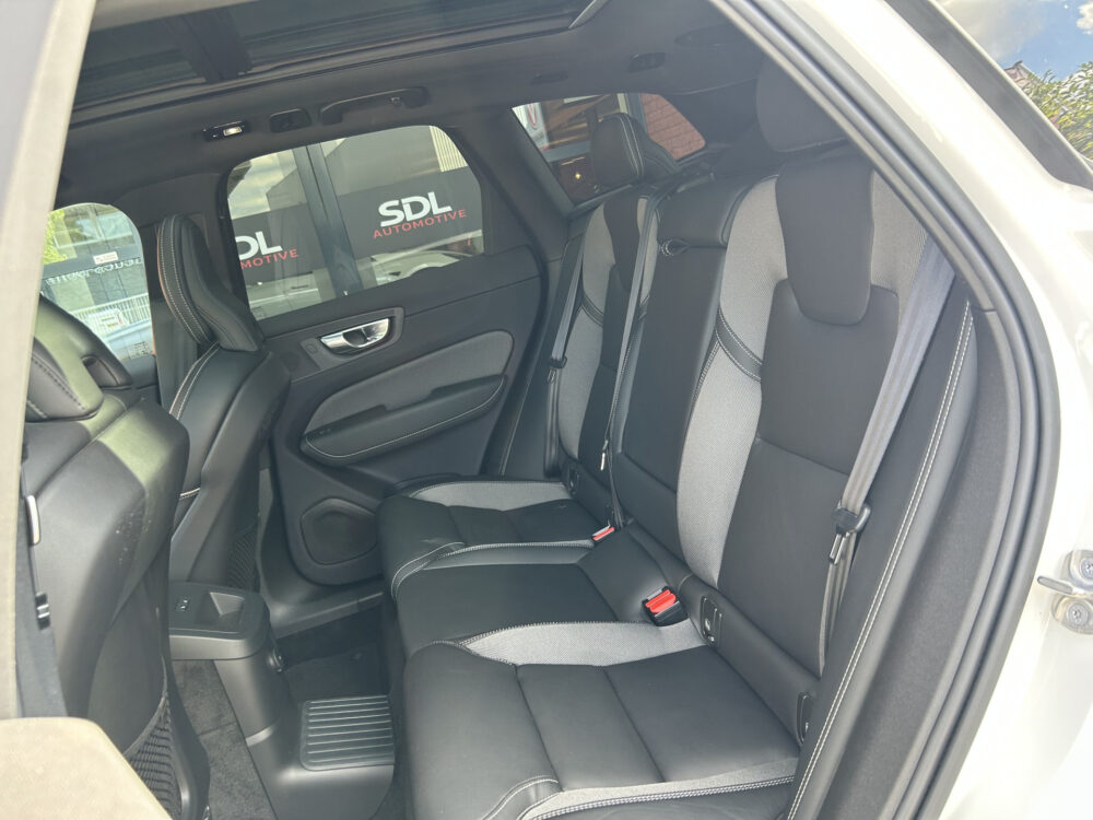 Volvo XC60 2.0 T8 Plug-in hybrid SOH 97,6% AWD Ultimate Bright 455PK! // ADAPT. CRUISE // PANODAK // HARMAN&KARDON // LEDER // ELEK. STOELE 35