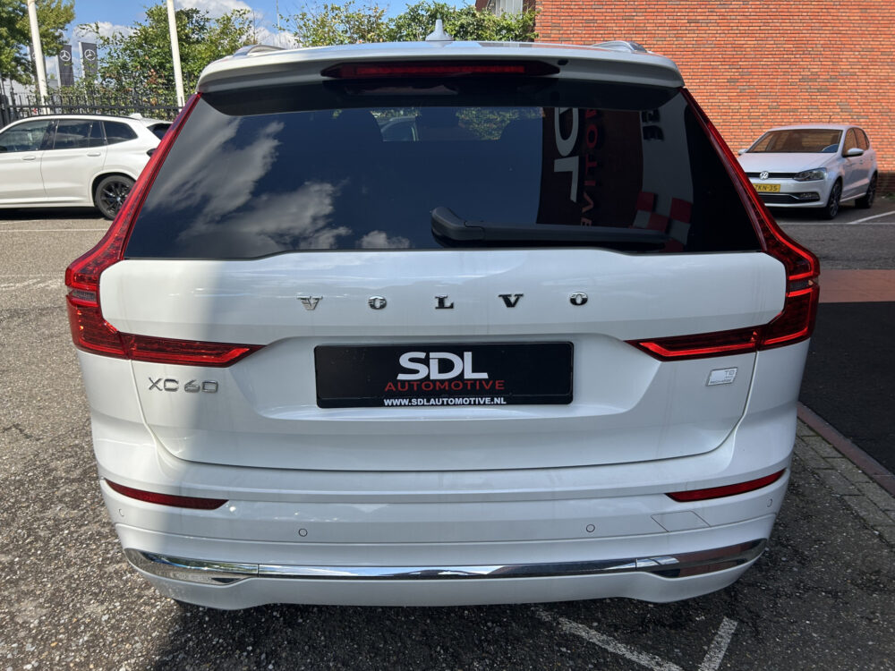 Volvo XC60 2.0 T8 Plug-in hybrid SOH 97,6% AWD Ultimate Bright 455PK! // ADAPT. CRUISE // PANODAK // HARMAN&KARDON // LEDER // ELEK. STOELE 5