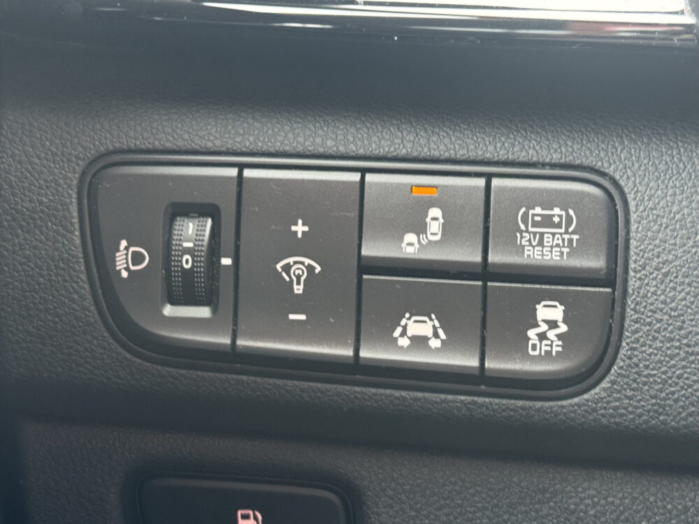 Kia Niro 1.6 GDi Hybrid DynamicPlusLine // NAVI // CAMERA // ADAPTIVE CRUISE // APPLE CARPLAY - ANDROID AUTO // 26