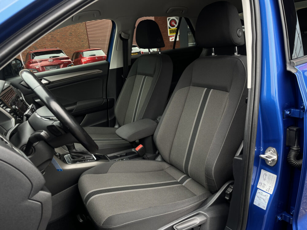 Volkswagen T-Roc 1.5 TSI Sport Business R-Line // FULL-LED // NAVI // CAMERA // APPLE CARPLAY- ANDROID AUTO // ELEK. ACHTERKLEP // ADAPTIVE CRUIS 16