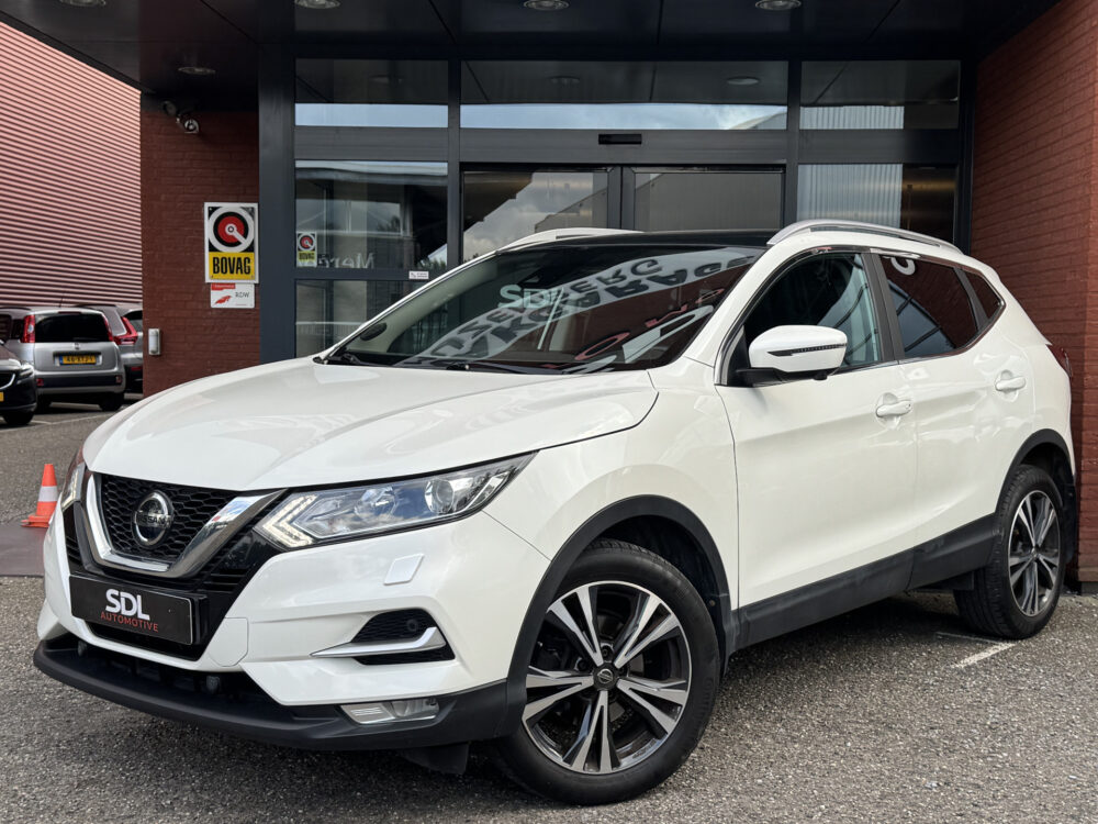 Nissan QASHQAI 1.3 DIG-T N-Connecta // NAVI // APPLE CARPLAY - ANDROID AUTO // TREKHAAK // CAMERA // STOELVERWARMING // CLIMA // CRUISE // 1