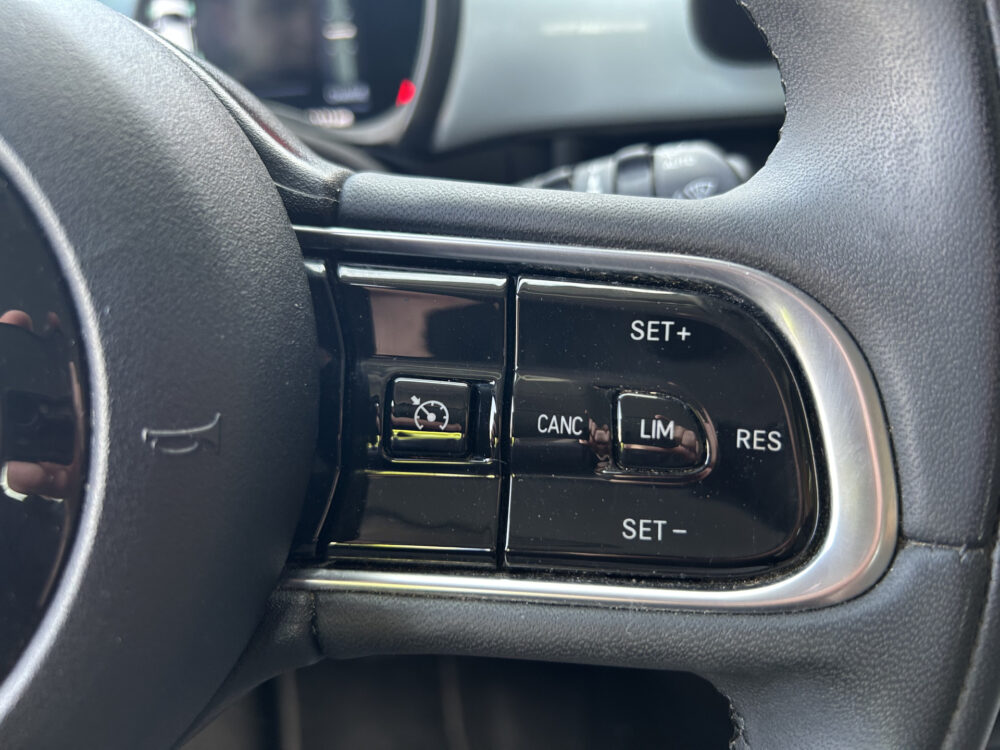 Fiat 500E 3+1 Icon 42 kWh // LED // NAVI + CARPLAY // PDC // CRUISE // CLIMA 9