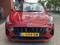 Hyundai i10 1.0 Comfort 1e EIGENAAR!! // APPLE CARPLAY / ANDROID AUTO // CRUISE // ELEK. RAMEN // LMV 34