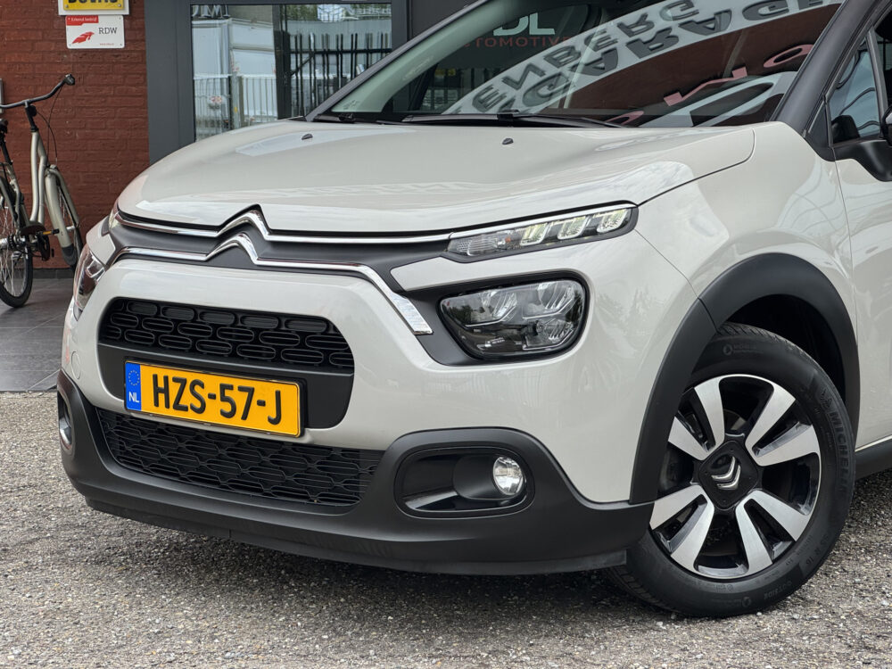 Citroën C3 1.2 PureTech C-Series // CRUISE // STOELVERWARMING // PDC // CLIMA // APPLE CARPLAY - ANDROID AUTO // 7