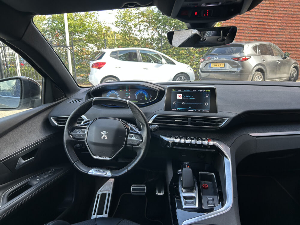 Peugeot 3008 1.6 HYbrid 225 GT- Line // FULL LED // NAVI + CARPLAY // KEYLESS // PDC V+A // CAMERA // TREKHAAK!! 7