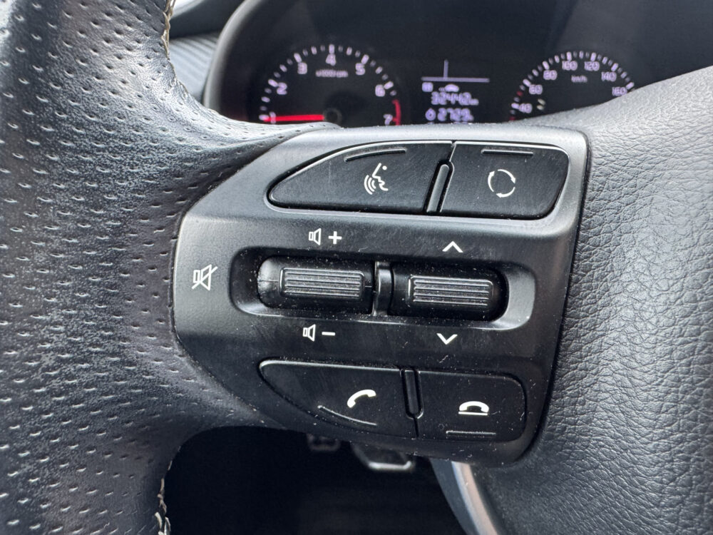Kia Rio 1.0 TGDI GT-Line // CAMERA // NAVI // DAB RADIO // CRUISE // LICHT METALEN VELGEN // 14