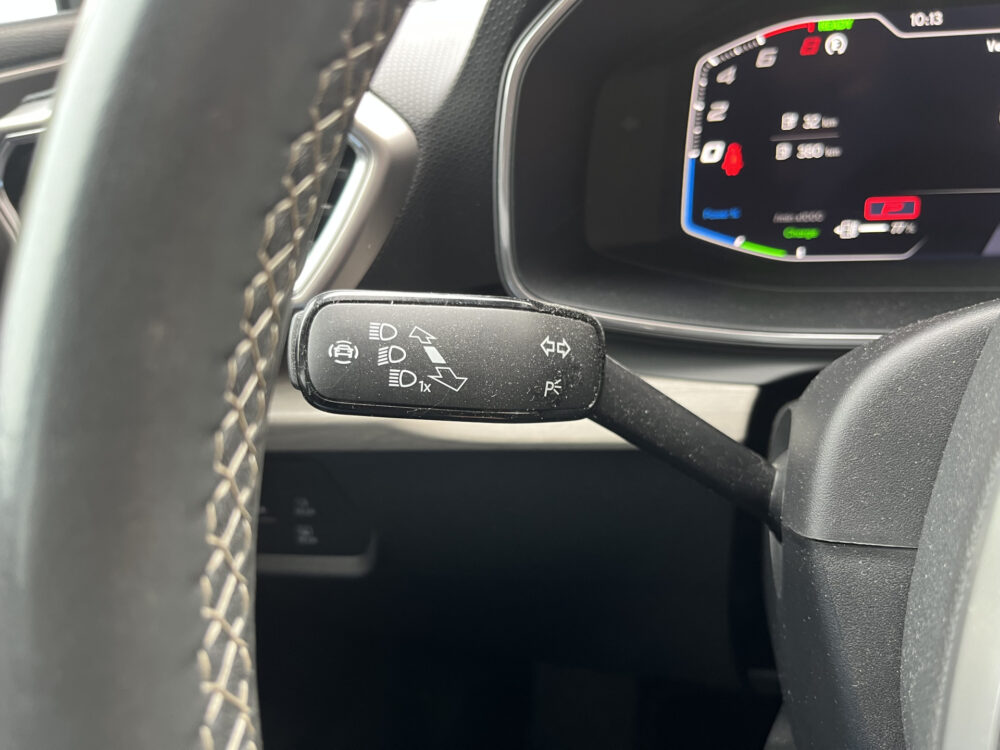 SEAT Leon 1.4 TSI eHybrid PHEV Xcellence // SCHUIF - KANTEL DAK // NAVI // CAMERA // MEMORY SEATS // DODEN HOEK SENSOR // 27