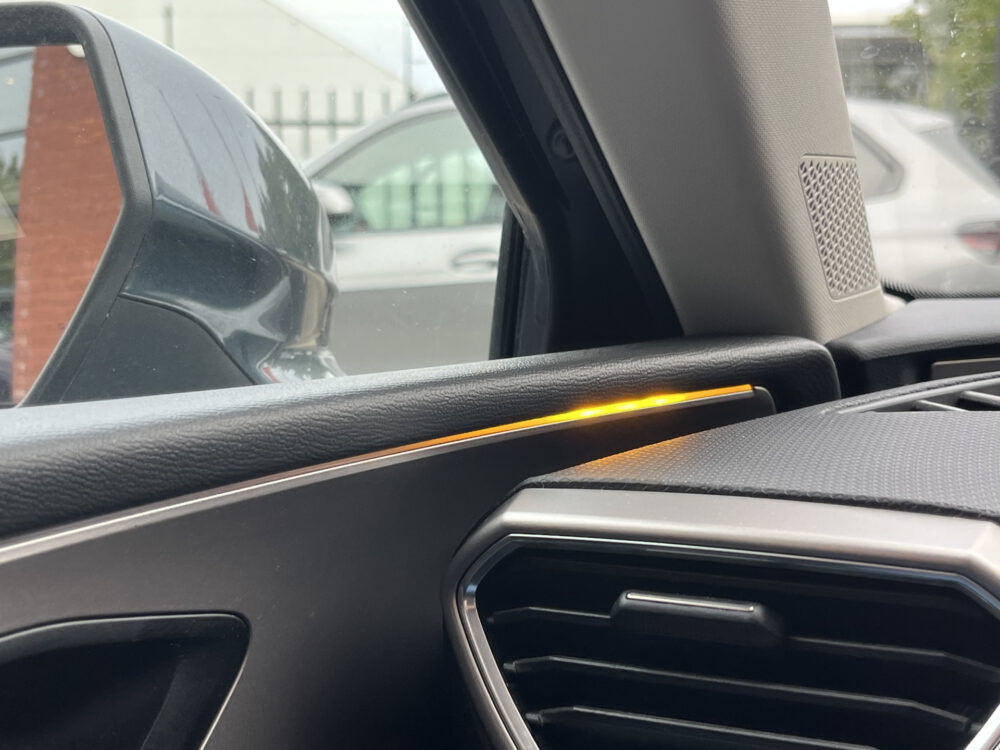 SEAT Leon 1.4 TSI eHybrid PHEV Xcellence // SCHUIF - KANTEL DAK // NAVI // CAMERA // MEMORY SEATS // DODEN HOEK SENSOR // 29