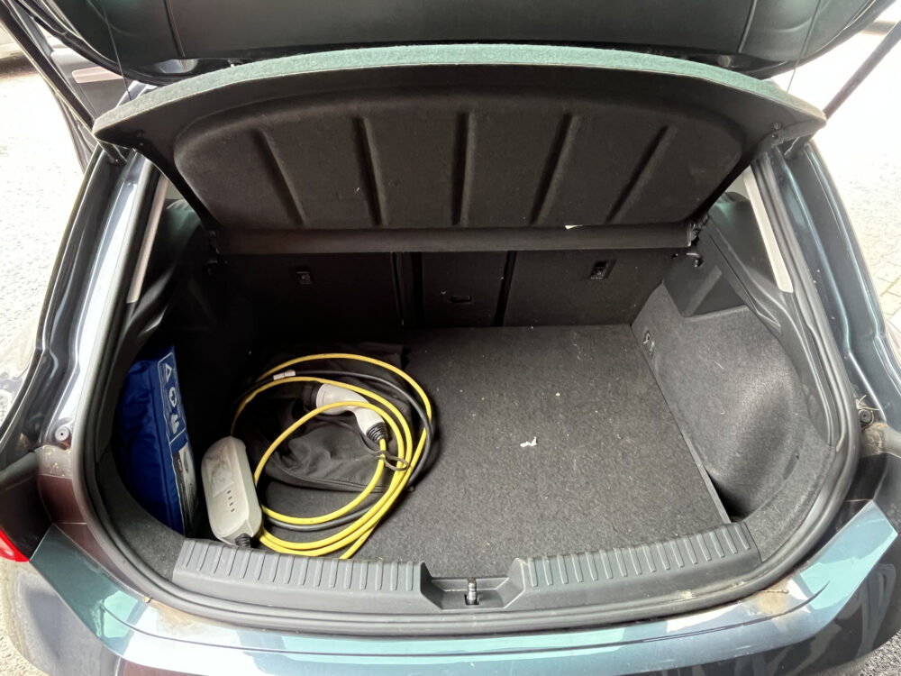 SEAT Leon 1.4 TSI eHybrid PHEV Xcellence // SCHUIF - KANTEL DAK // NAVI // CAMERA // MEMORY SEATS // DODEN HOEK SENSOR // 35